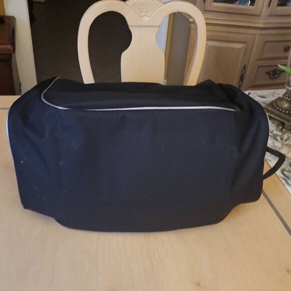 ADIDAS black duffel gym bag - Picture 5 of 6